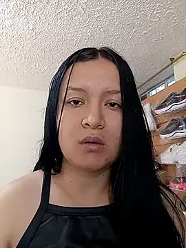 Snapshot of Arisha34 chatting on December 14, 2:44 pm Arisha34 online show from December 14, 2:44 pm