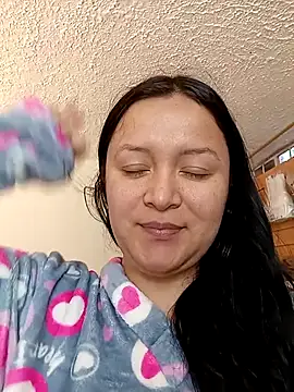 Snapshot of Arisha34 chatting on November 12, 1:37 pm Arisha34 online show from November 12, 1:37 pm