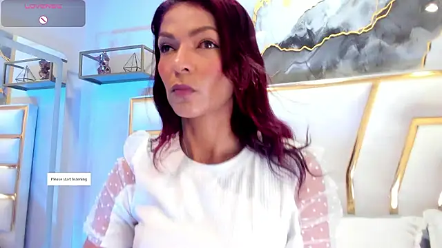 HannaPetit online show from March 14, 7:09 pm