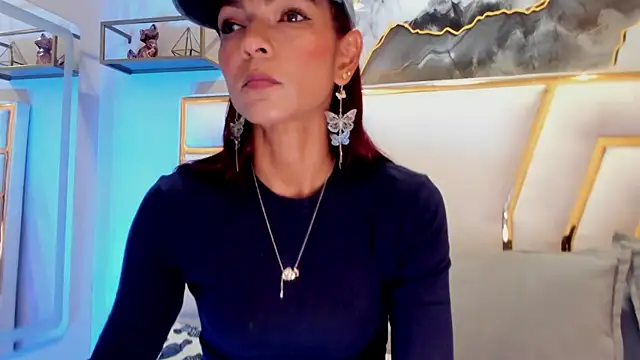 HannaPetit online show from January 13, 6:56 pm