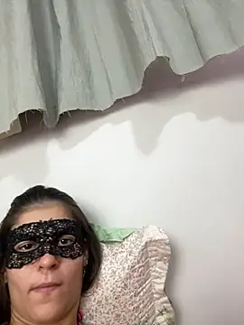 Emmabee123 online show from February 6, 3:41 pm