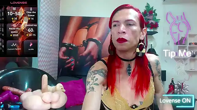 VanessaWolf online show from April 11, 1:59 pm