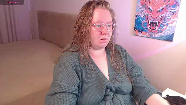 Ann Muna online show from December 21, 7:15 pm