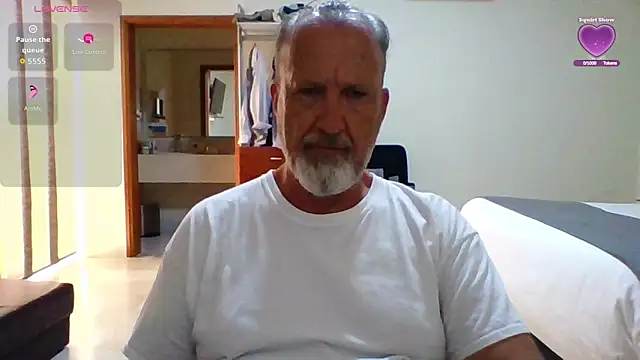 Snapshot of openminddaddy chatting on May 13, 4:58 pm openminddaddy online show from May 13, 4:58 pm