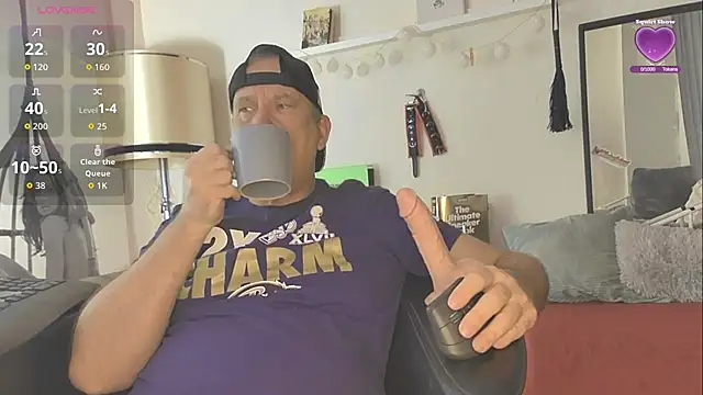 Snapshot of openminddaddy chatting on February 21, 4:25 am openminddaddy online show from February 21, 4:25 am