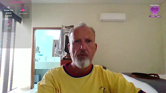 Snapshot of openminddaddy chatting on May 7, 7:50 pm openminddaddy online show from May 7, 7:50 pm
