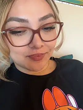 nativepumpkin95 online show from March 2, 11:28 pm