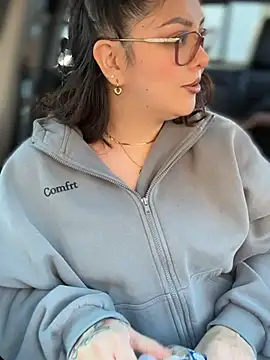 nativepumpkin95 online show from February 14, 10:32 pm