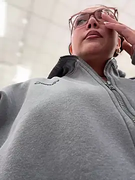 nativepumpkin95 online show from March 1, 11:49 pm