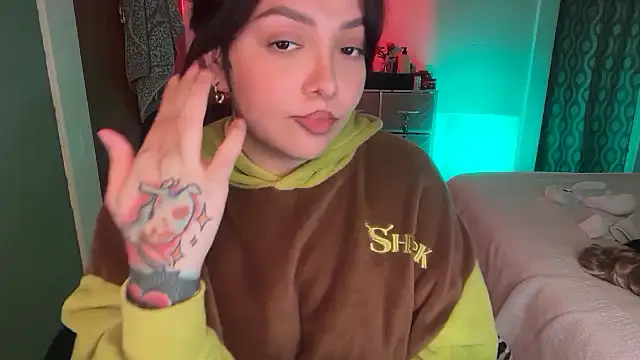 nativepumpkin95 online show from April 4, 4:08 am