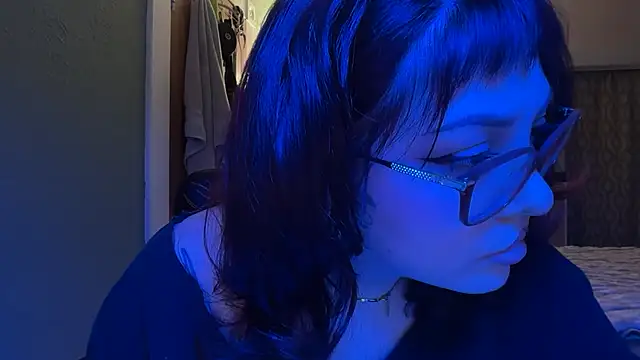 nativepumpkin95 online show from June 1, 2:56 am