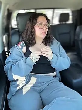 nativepumpkin95 online show from October 10, 7:36 pm