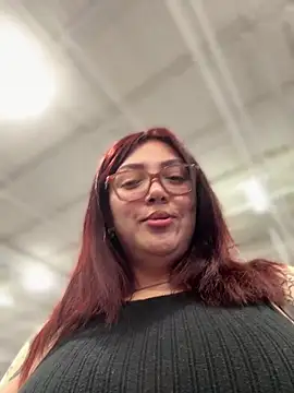 nativepumpkin95 online show from May 25, 9:24 pm