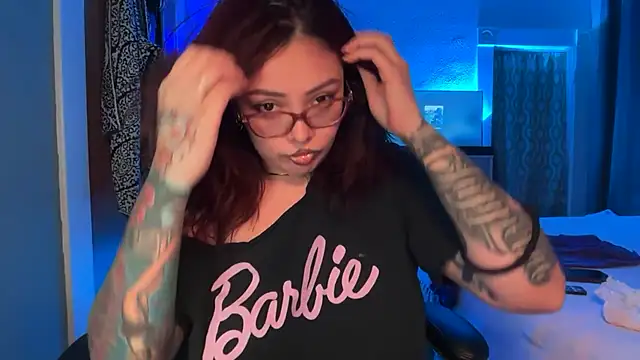 nativepumpkin95 online show from May 3, 2:05 am