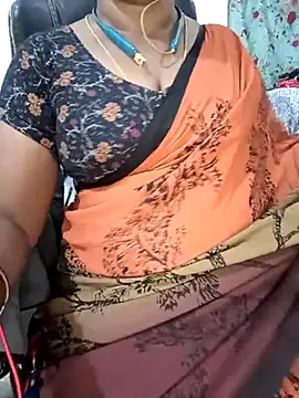 Snapshot of Tamil-hotwife chatting on July 8, 5:46 pm Tamil-hotwife online show from July 8, 5:46 pm