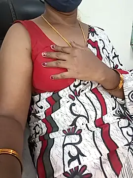 Snapshot of Tamil-hotwife chatting on May 31, 6:20 pm Tamil-hotwife online show from May 31, 6:20 pm