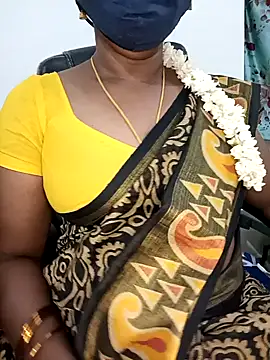Snapshot of Tamil-hotwife chatting on May 26, 4:16 pm Tamil-hotwife online show from May 26, 4:16 pm