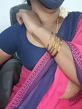 Snapshot of Tamil-hotwife chatting on May 30, 5:18 pm Tamil-hotwife online show from May 30, 5:18 pm