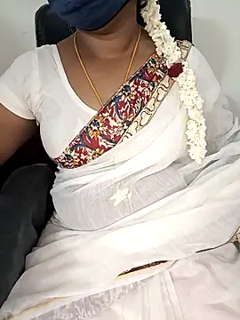 Snapshot of Tamil-hotwife chatting on October 4, 4:52 pm Tamil-hotwife online show from October 4, 4:52 pm