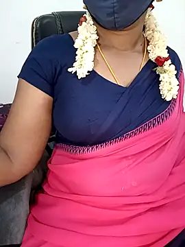 Snapshot of Tamil-hotwife chatting on April 22, 12:28 am Tamil-hotwife online show from April 22, 12:28 am
