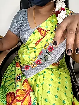 Snapshot of Tamil-hotwife chatting on March 4, 12:44 pm Tamil-hotwife online show from March 4, 12:44 pm