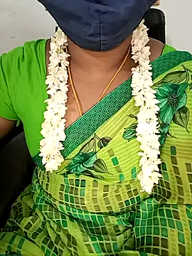 Snapshot of Tamil-hotwife chatting on September 10, 4:39 pm Tamil-hotwife online show from September 10, 4:39 pm