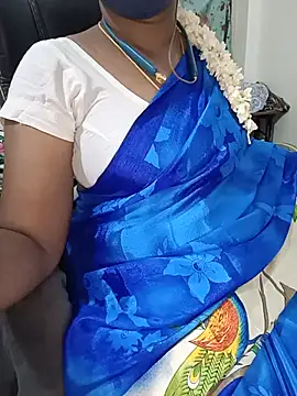 Snapshot of Tamil-hotwife chatting on July 18, 4:04 pm Tamil-hotwife online show from July 18, 4:04 pm