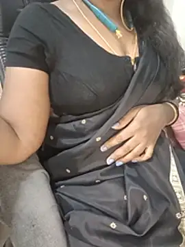 Snapshot of Tamil-hotwife chatting on July 20, 3:47 am Tamil-hotwife online show from July 20, 3:47 am