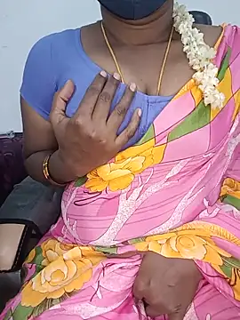 Snapshot of Tamil-hotwife chatting on May 29, 6:14 pm Tamil-hotwife online show from May 29, 6:14 pm