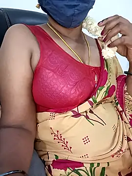 Snapshot of Tamil-hotwife chatting on April 26, 5:21 pm Tamil-hotwife online show from April 26, 5:21 pm