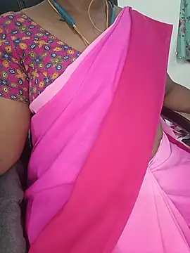 Snapshot of Tamil-hotwife chatting on June 26, 5:35 am Tamil-hotwife online show from June 26, 5:35 am