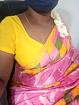 Snapshot of Tamil-hotwife chatting on October 5, 4:31 pm Tamil-hotwife online show from October 5, 4:31 pm