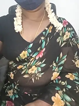 Snapshot of Tamil-hotwife chatting on May 22, 5:00 pm Tamil-hotwife online show from May 22, 5:00 pm