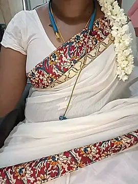 Snapshot of Tamil-hotwife chatting on July 11, 4:29 pm Tamil-hotwife online show from July 11, 4:29 pm