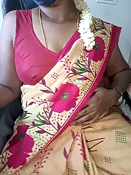Snapshot of Tamil-hotwife chatting on April 27, 5:27 am Tamil-hotwife online show from April 27, 5:27 am