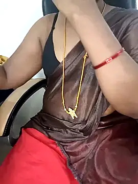 Snapshot of Tamil-hotwife chatting on March 10, 4:38 am Tamil-hotwife online show from March 10, 4:38 am