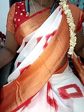 Snapshot of Tamil-hotwife chatting on July 13, 11:48 pm Tamil-hotwife online show from July 13, 11:48 pm