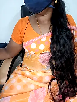 Snapshot of Tamil-hotwife chatting on March 18, 5:02 am Tamil-hotwife online show from March 18, 5:02 am