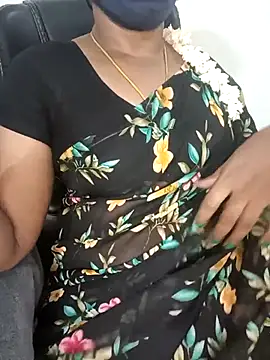 Snapshot of Tamil-hotwife chatting on October 11, 6:09 pm Tamil-hotwife online show from October 11, 6:09 pm