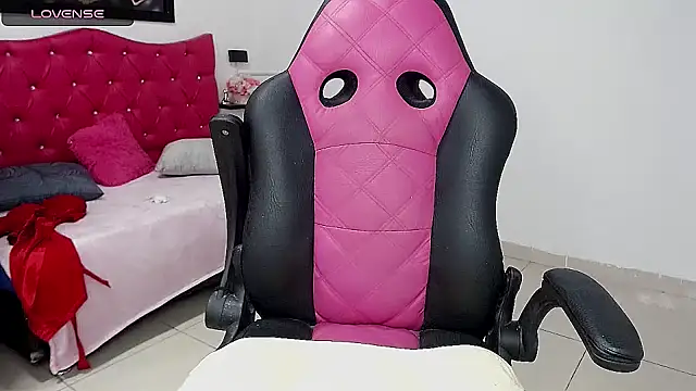 isabelasex1 online show from October 27, 11:22 am