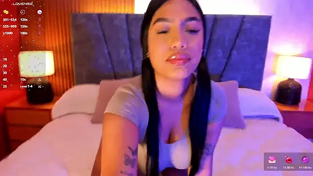 Sara mocca  online show from November 21, 7:24 pm