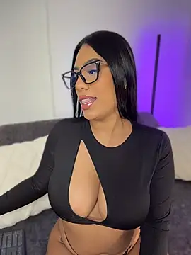 Snapshot of Sara_mocca_ chatting on June 25, 10:04 pm Sara mocca online show from June 25, 10:04 pm