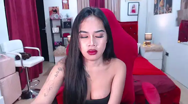 Snapshot of FrancineGarcia chatting on February 18, 2:49 am FrancineGarcia online show from February 18, 2:49 am