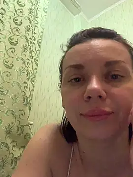 EveLibston online show from March 4, 1:06 pm