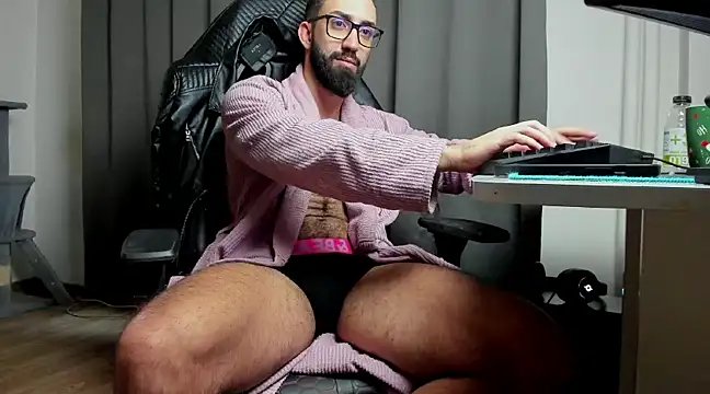 liamaesthetic online show from March 1, 7:08 am