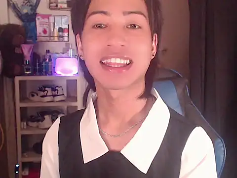 Snapshot of Lemonadexxx chatting on April 18, 11:34 am Lemonadexxx online show from April 18, 11:34 am