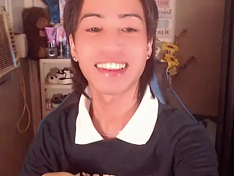 Snapshot of Lemonadexxx chatting on April 19, 4:30 pm Lemonadexxx online show from April 19, 4:30 pm