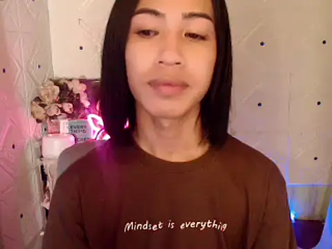 Lemonadexxx online show from March 5, 2:45 pm