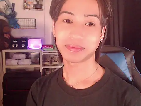 Snapshot of Lemonadexxx chatting on June 2, 3:34 pm Lemonadexxx online show from June 2, 3:34 pm