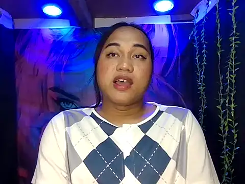 bettina love online show from November 23, 3:33 pm